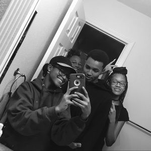 Meet your Posher, Nya